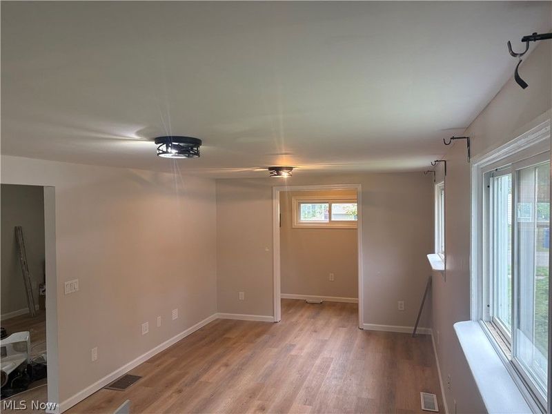 652 Alameda Avenue, Sheffield Lake, OH 44054 Photo 6