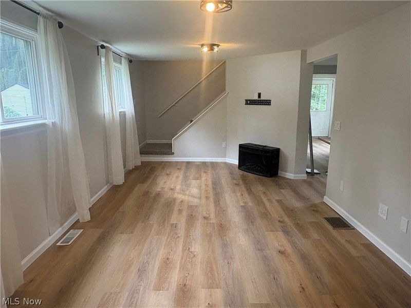 652 Alameda Avenue, Sheffield Lake, OH 44054 Photo 7