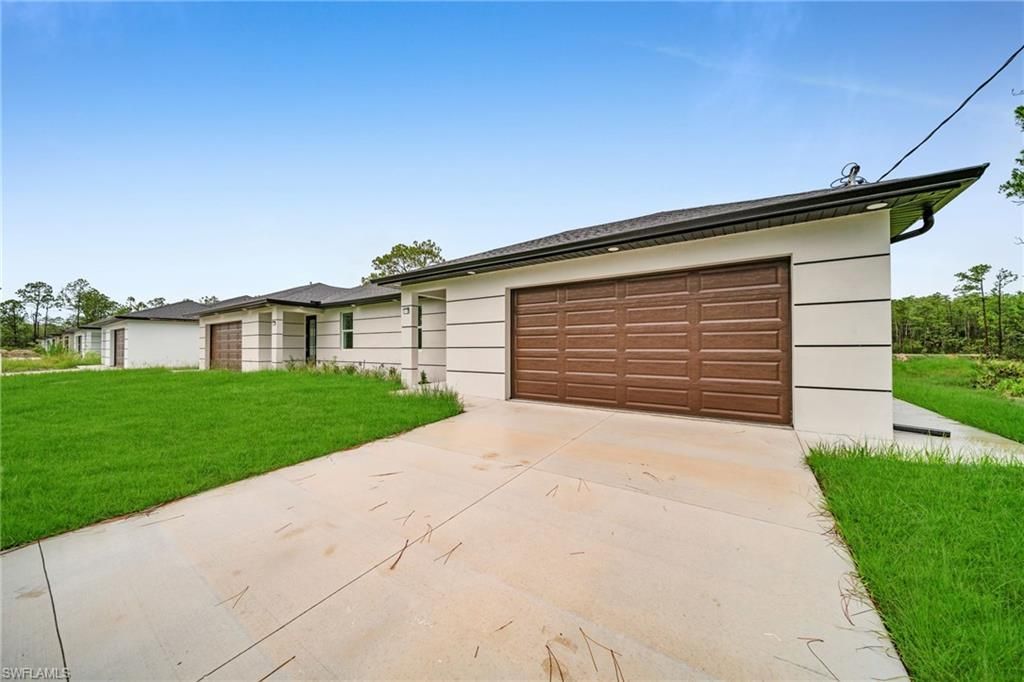 312-314 Urbana St, Lehigh Acres, FL 33972 Photo