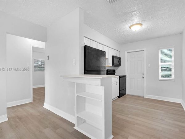 746 SW 4th St , Unit 2, Dania Beach, FL 33004