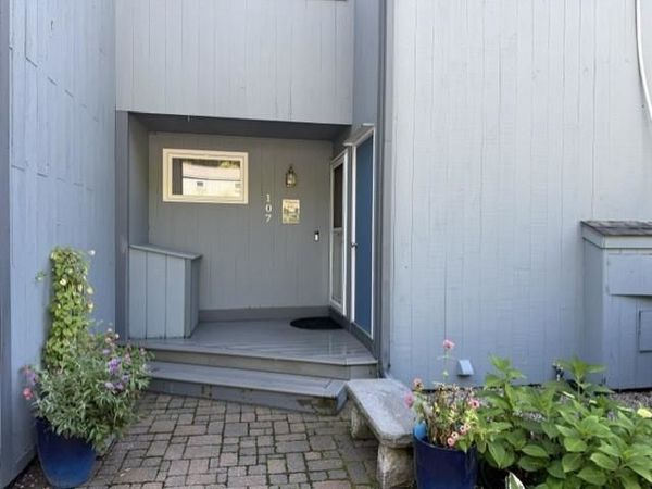 107 Fairway Drive, Unit 107, Sunapee, NH 03782