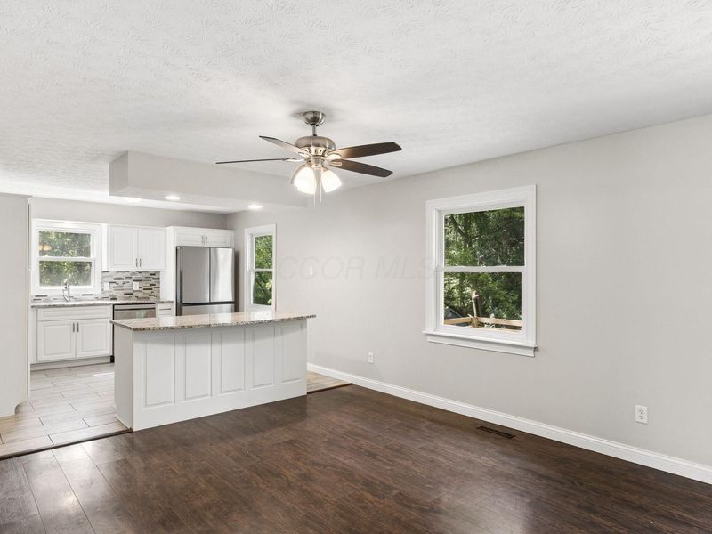 251 Needles Drive SW, Pataskala, OH 43062 Photo 16