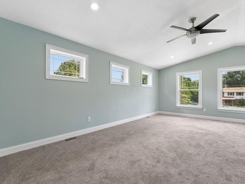 251 Needles Drive SW, Pataskala, OH 43062 Photo 26