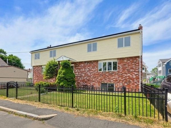 20/22 Cyril Street, Unit 22, Quincy, MA 02169