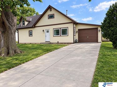 309 Maple Street, Johnson, NE 68378