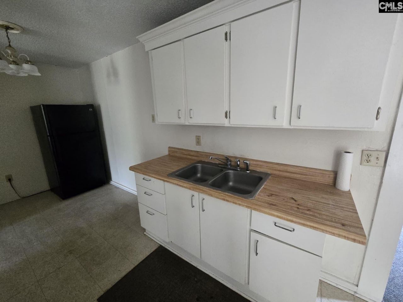5326 Carolina Highway Photo 4