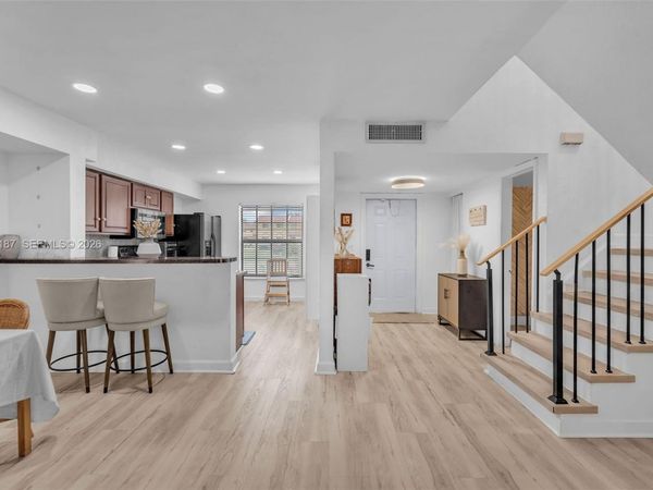 2771 NW 47th Ln , Unit 2905, Lauderdale Lakes, FL 33313