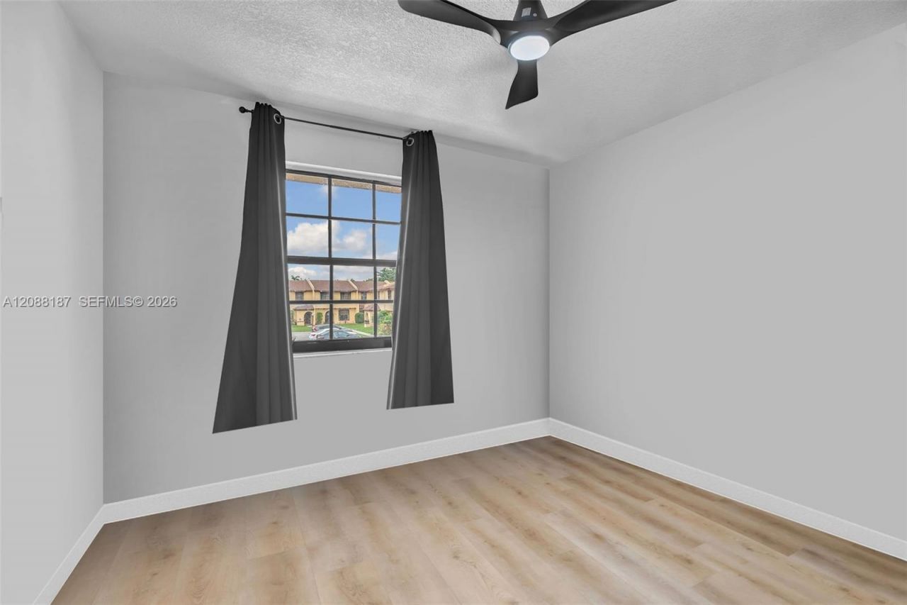 2771 NW 47th Ln, Unit 2905, Lauderdale Lakes, FL 33313 Photo