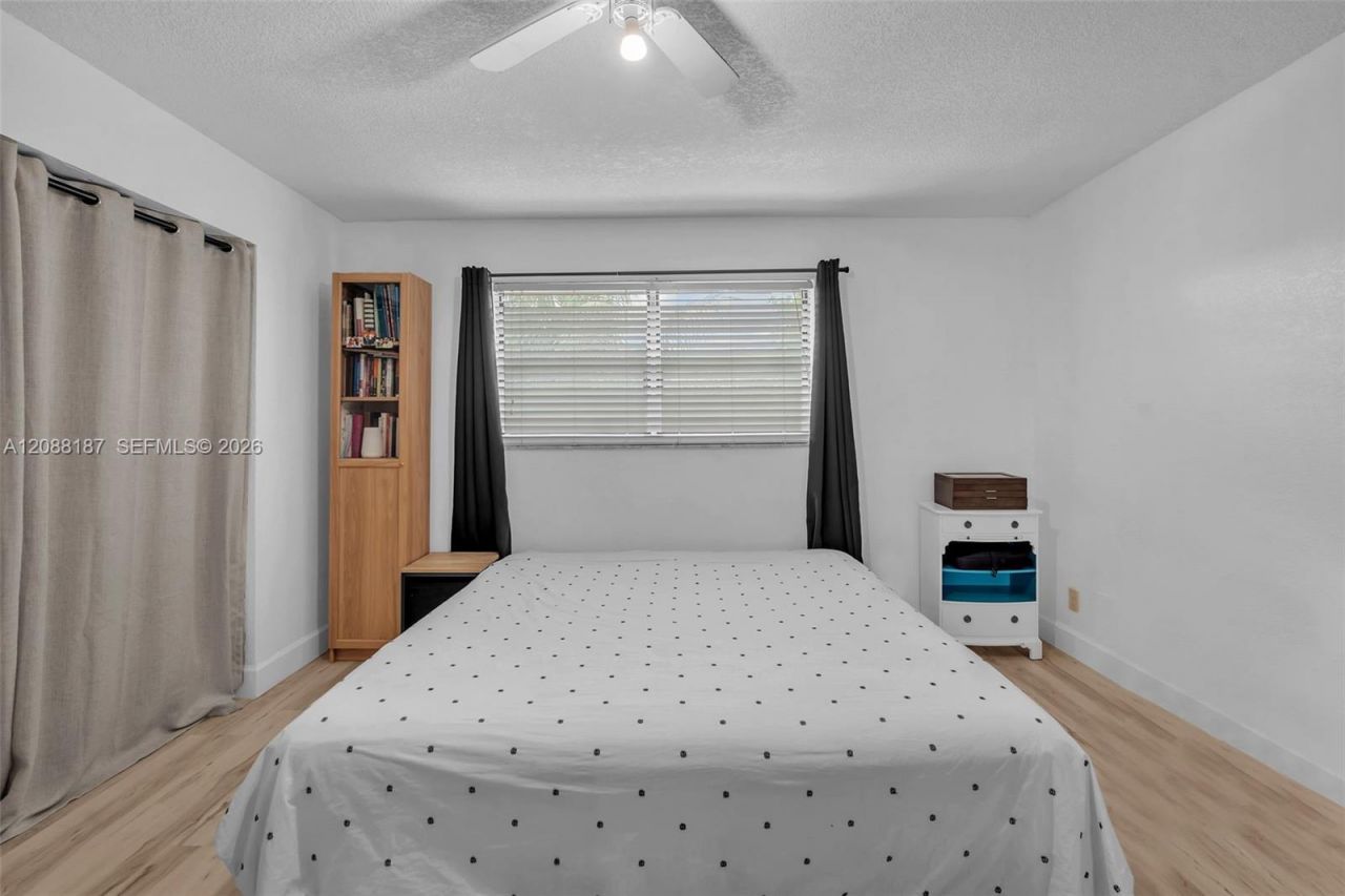 2771 NW 47th Ln, Unit 2905, Lauderdale Lakes, FL 33313 Photo