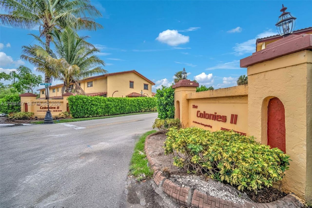 2771 NW 47th Ln, Unit 2905, Lauderdale Lakes, FL 33313 Photo