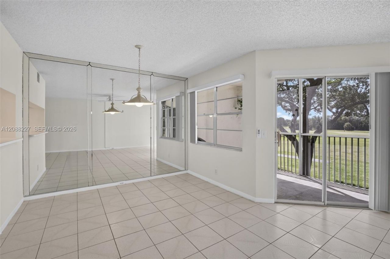 1200 SW 125th Ave, Unit 212L, Pembroke Pines, FL 33027 Photo