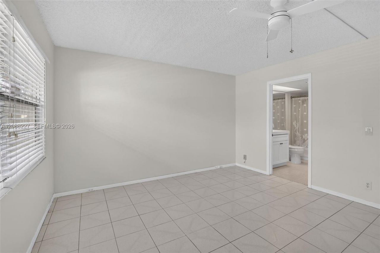 1200 SW 125th Ave, Unit 212L, Pembroke Pines, FL 33027 Photo