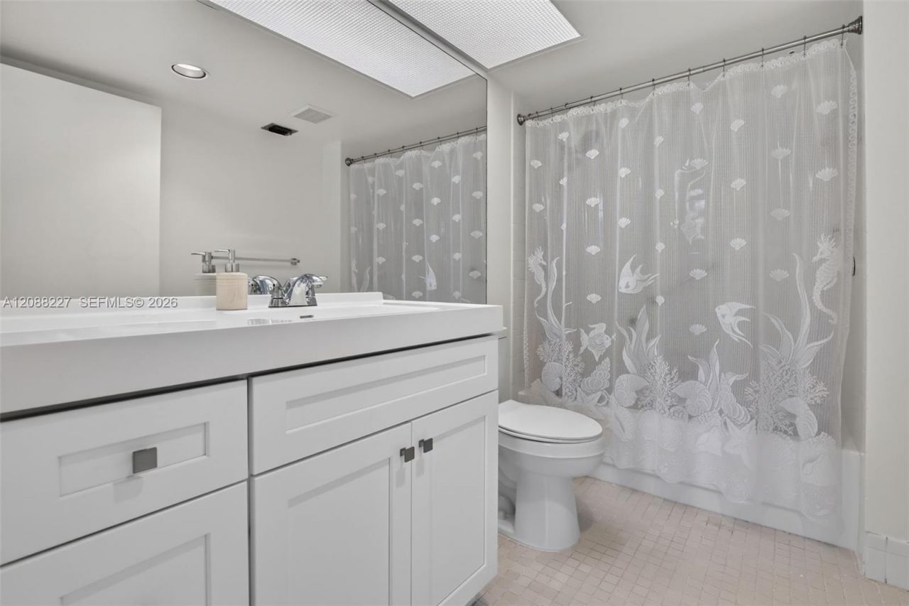 1200 SW 125th Ave, Unit 212L, Pembroke Pines, FL 33027 Photo