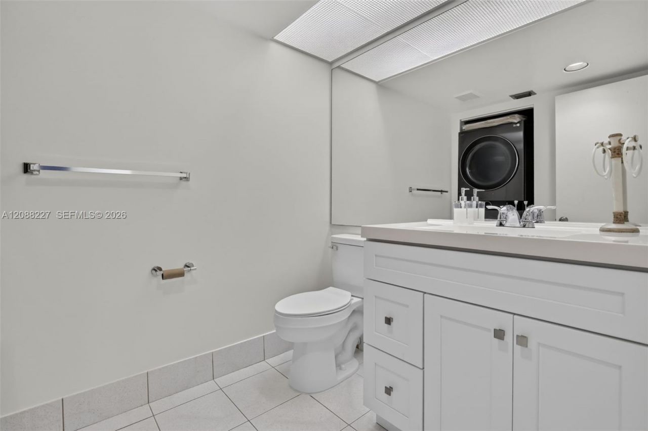 1200 SW 125th Ave, Unit 212L, Pembroke Pines, FL 33027 Photo