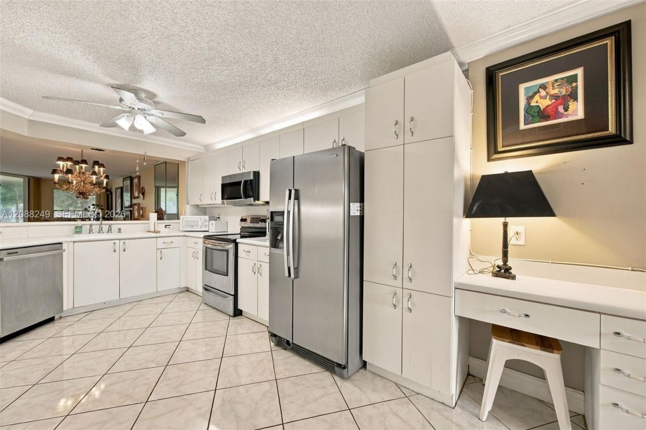 7503 Granville Dr, Unit 102, Tamarac, FL 33321 Photo