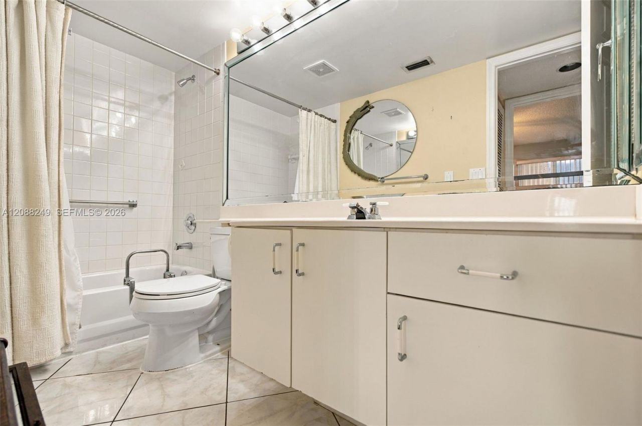 7503 Granville Dr, Unit 102, Tamarac, FL 33321 Photo