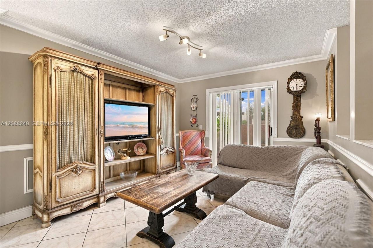 7503 Granville Dr, Unit 102, Tamarac, FL 33321 Photo