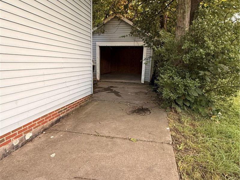 10606 Reno Avenue, Cleveland, OH 44105 Photo 18