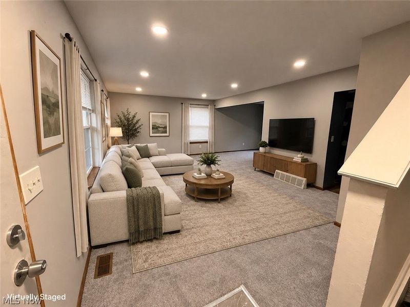 10606 Reno Avenue , Cleveland, OH 44105 Photo 3