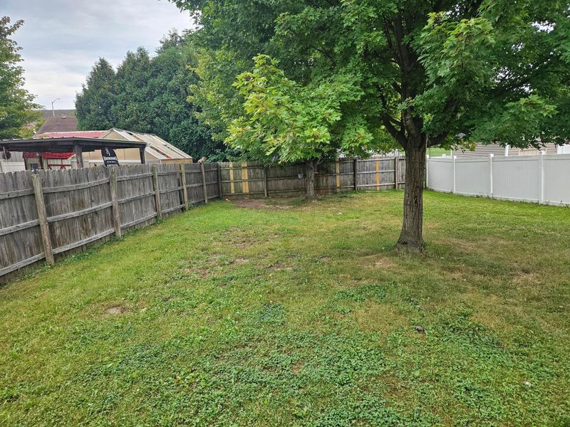 3399 Emeline Drive, Columbus, OH 43204 Photo 2