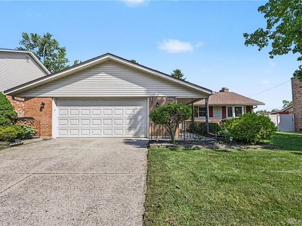 383 Zimmer Drive, Fairborn, OH 45324