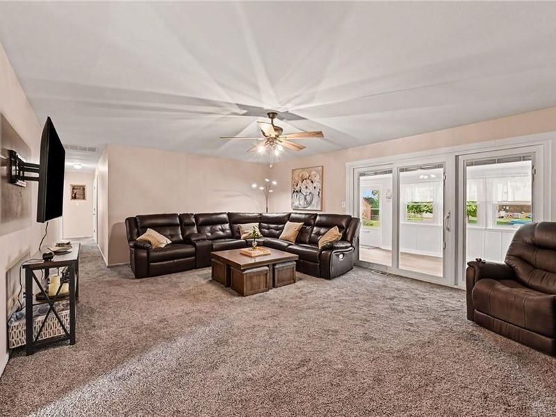 383 Zimmer Drive, Fairborn, OH 45324 Photo 11