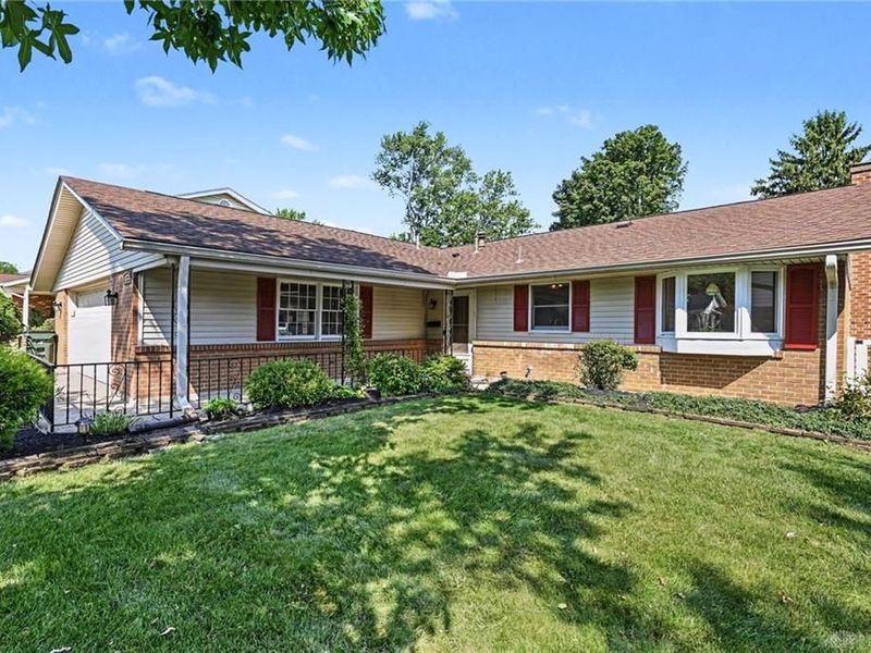 383 Zimmer Drive, Fairborn, OH 45324 Photo 3