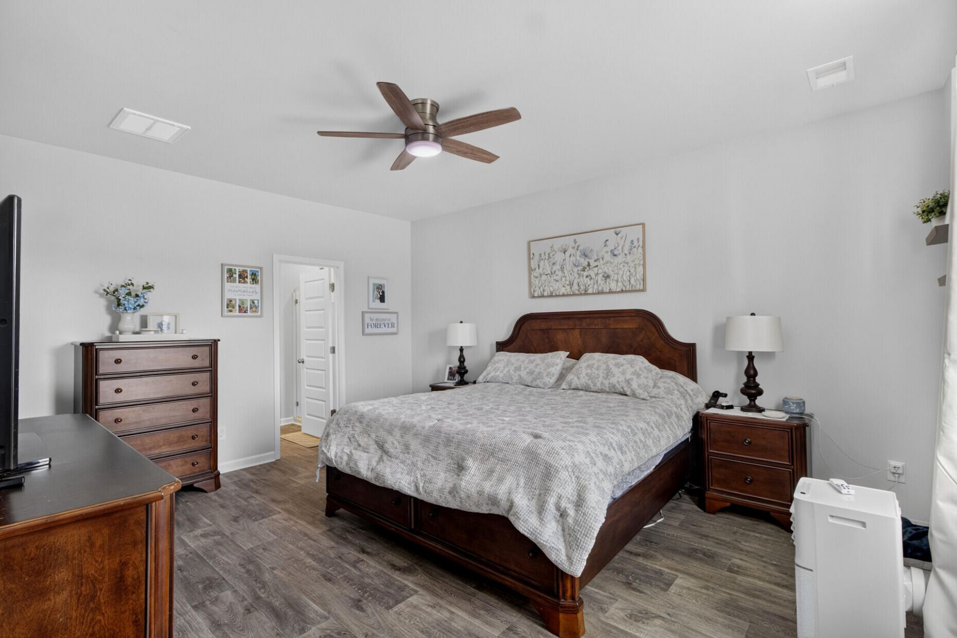 501 Frutchey Court Photo 17