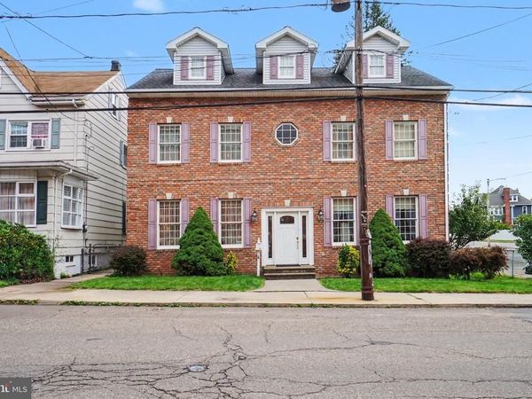 41 S CENTER STREET , FRACKVILLE, PA 17931