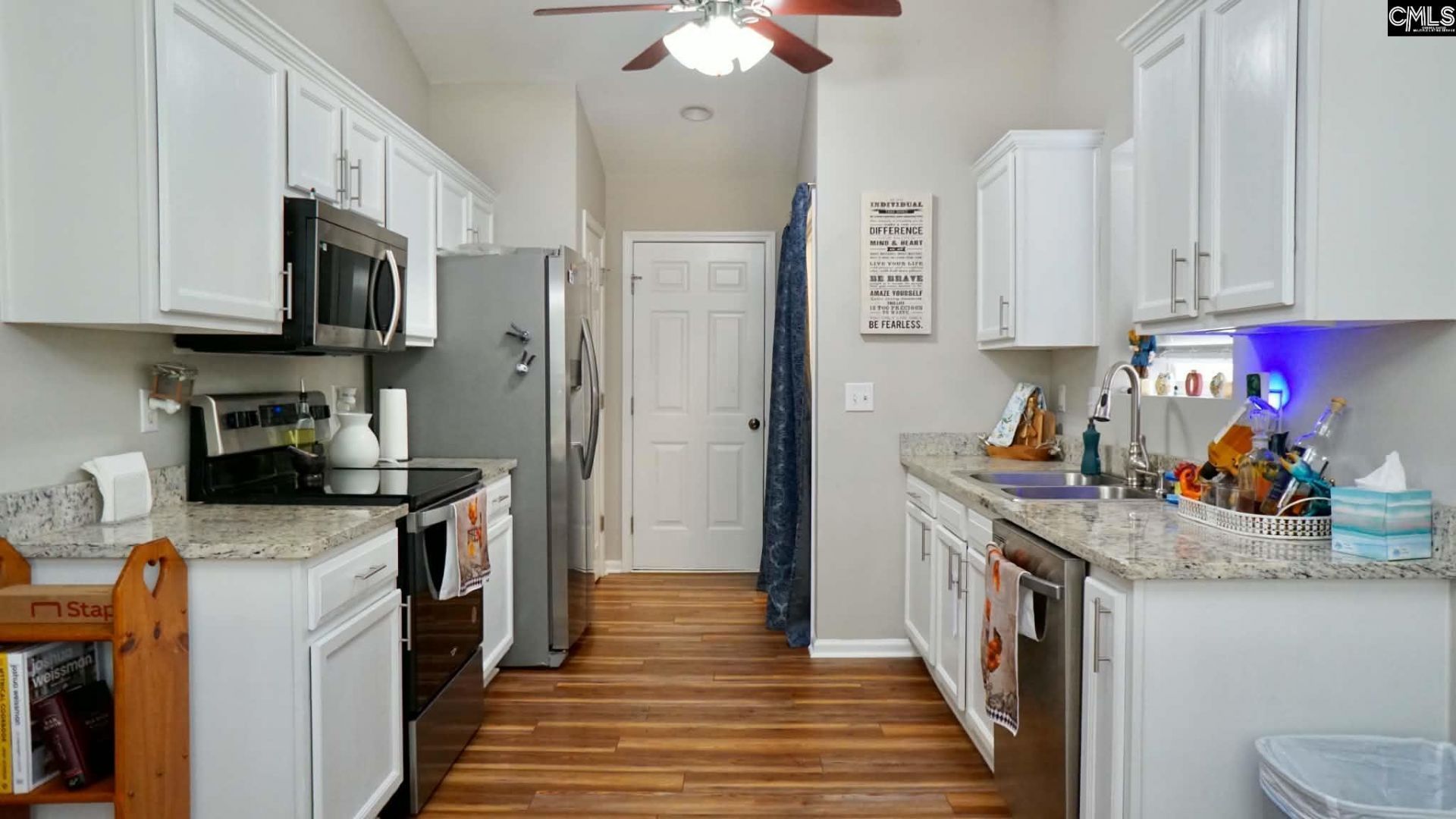 220 Riglaw Circle  Photo 10