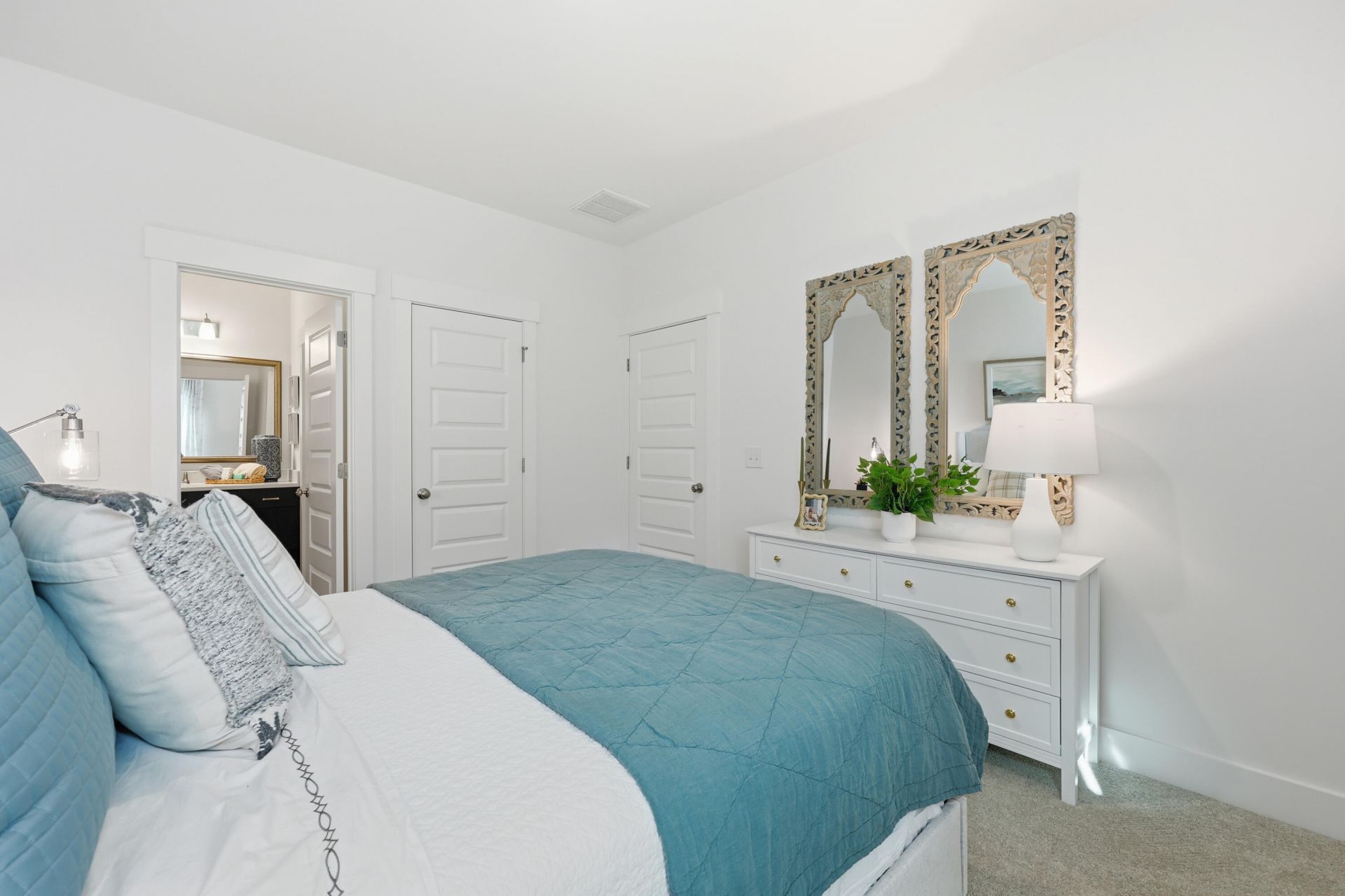 224 Crosswick Street Photo 45