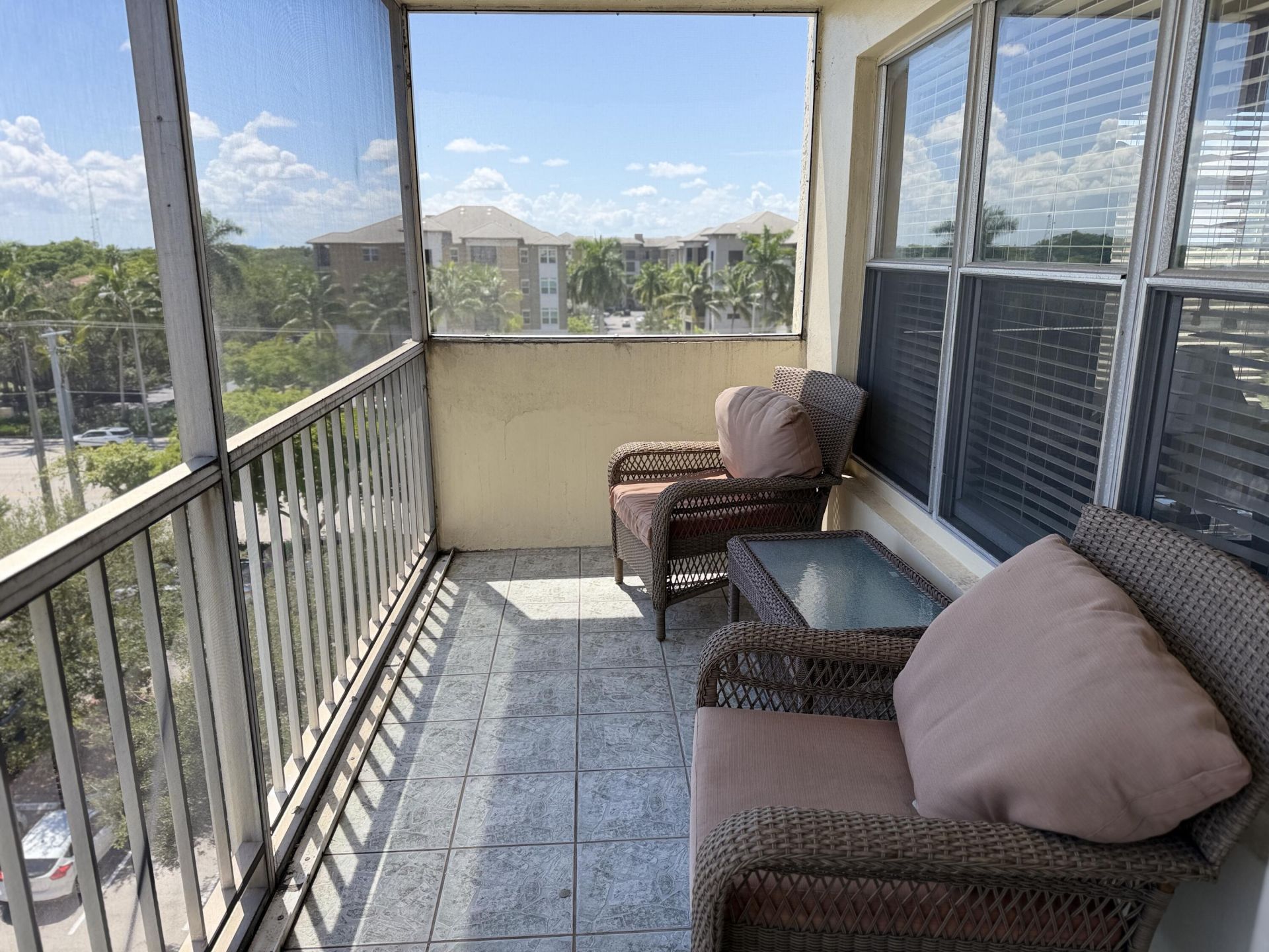 10777 W Sample Road, Unit 619, Coral Springs, FL 33065 Photo