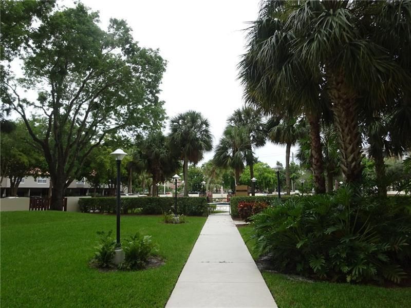 10777 W Sample Road, Unit 619, Coral Springs, FL 33065 Photo