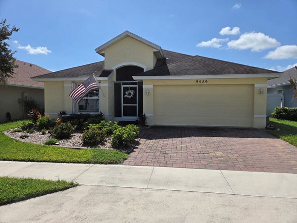 9529 SEA SPRAY Drive, Fort Pierce, FL 34945