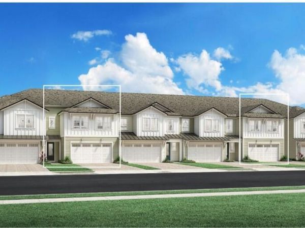 313 OAKMOSS Drive, St. Johns, FL 32259