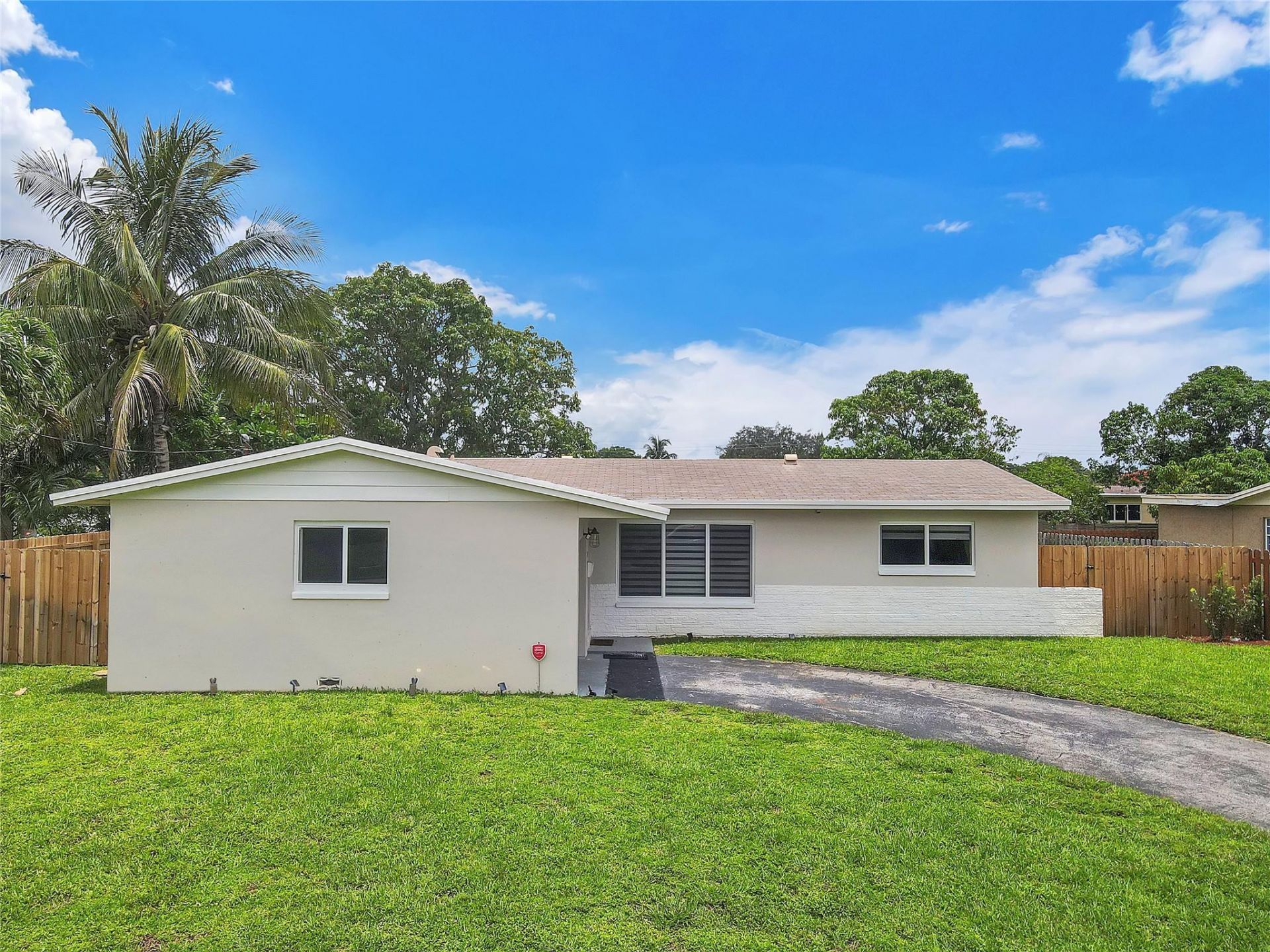 4861 NW 6th Court, Plantation, FL 33317 Photo