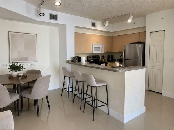 8030 N Nob Hill Rd , Unit 105, Tamarac, FL 33321