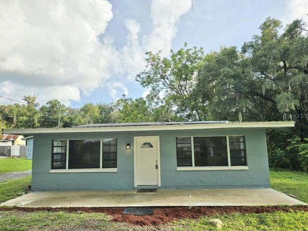 234 E LADY LAKE BOULEVARD , LADY LAKE, FL 32159