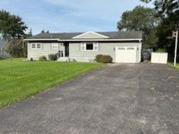 456 Wildbriar Road, Rochester, NY 14623
