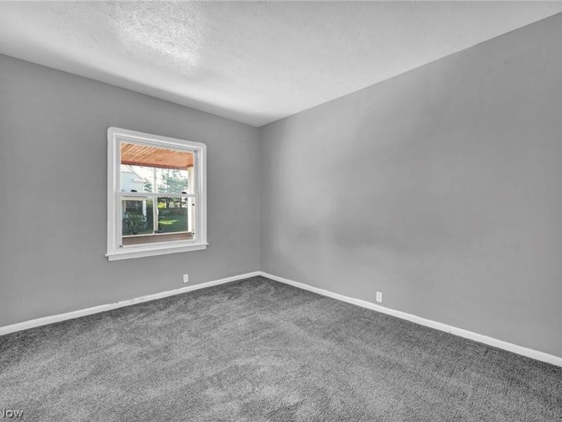 8113 Maryland Avenue, Cleveland, OH 44105 Photo 25