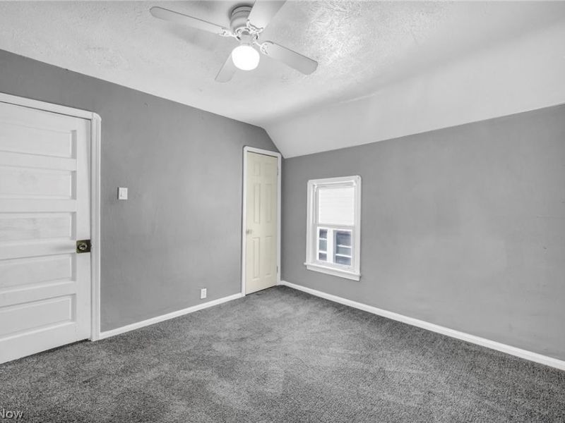 8113 Maryland Avenue, Cleveland, OH 44105 Photo 29