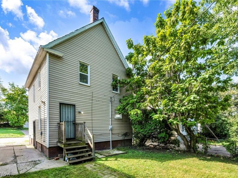 8113 Maryland Avenue, Cleveland, OH 44105 Photo 5