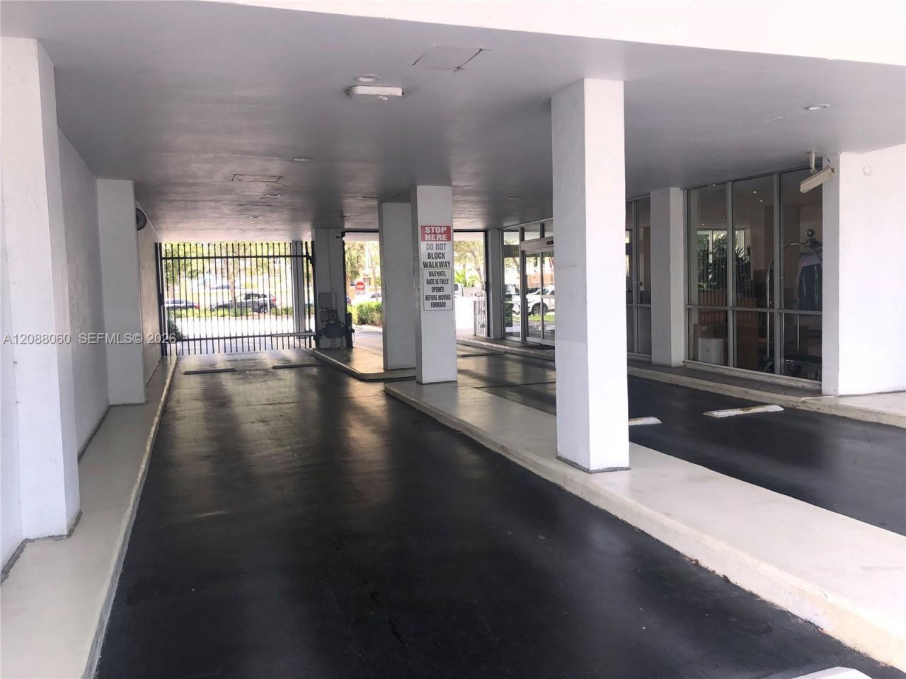 150 SE 25th Rd, Unit 7E, Miami, FL 33129 Photo