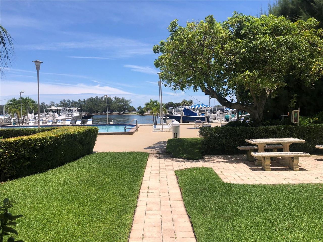 150 SE 25th Rd, Unit 7E, Miami, FL 33129 Photo