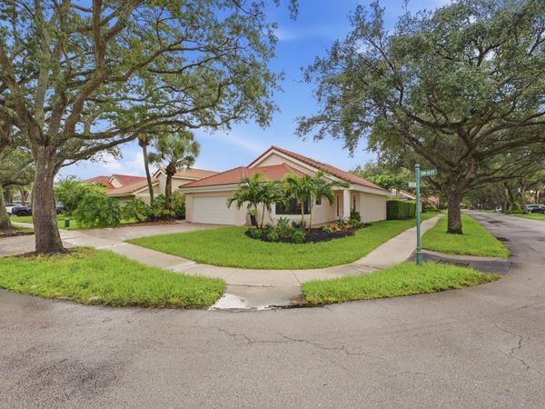 9701 NW 18TH Court, Plantation, FL 33322