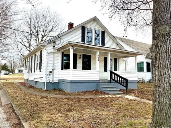 504 First Street, Evansville, IL 62242