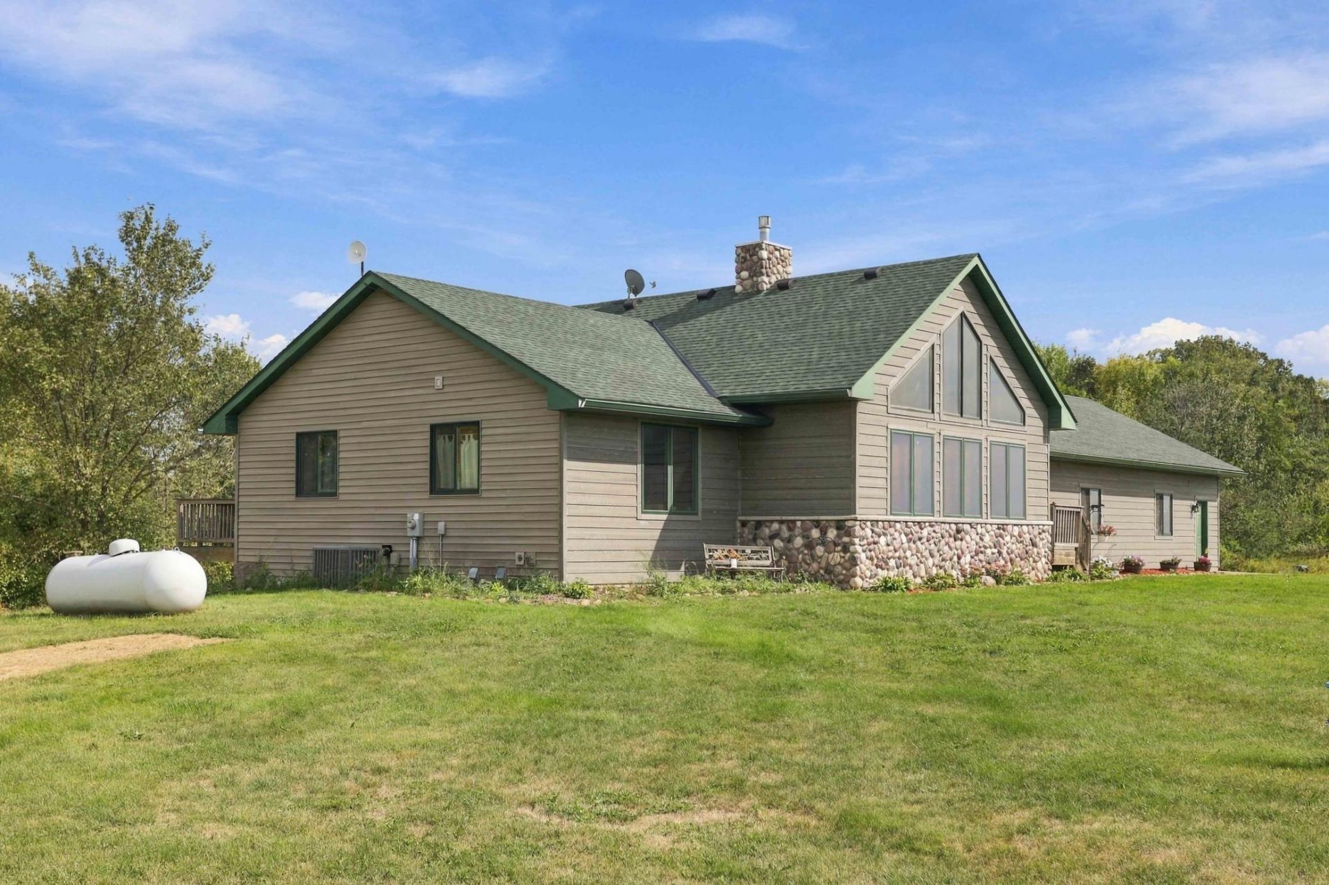 1544 Highway 47, Ogilvie, MN 56358 Main Photo