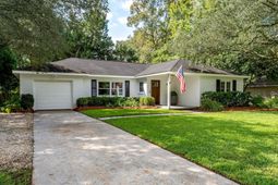 1325 Saint Clair Drive photo 4