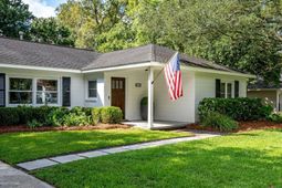 1325 Saint Clair Drive photo 4