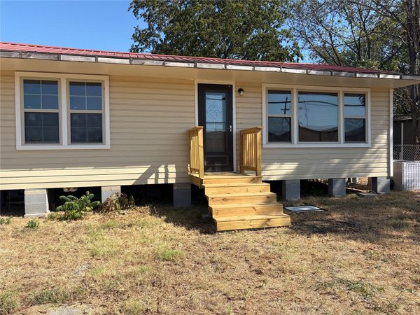 107 N Walker, Bokchito, OK 74726